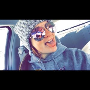 Meet your Posher, Kali